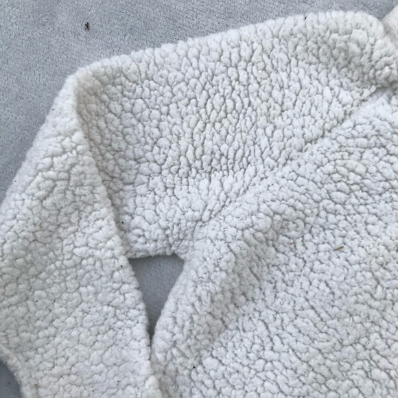 Super Soft Sherpa Pullover - Picture 6 of 7